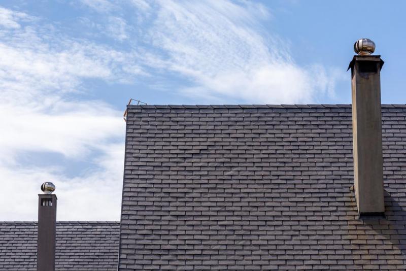 Comment r&eacute;ussir la pose d'ardoises sur votre toiture &agrave; Trieux ?